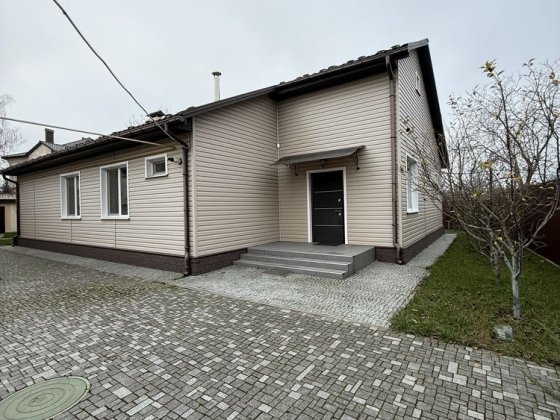 Новый дом на две семьи, полная автономия Бурлачья Балка