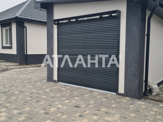 Новый дом с ремонтом и гаражом в с. Усатово на 7 сотках Усатове