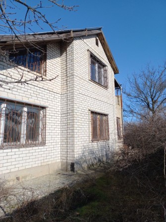 Продам будинок в Новій Дофінівці 2 поверхи - фото 1