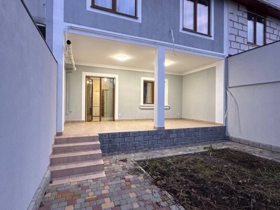 Продам Таунхаус- Будинок  Молодіжному  Чорноморськ Молодіжне