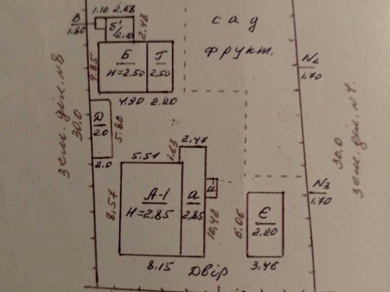 Приватний будинок в центрі міста Карловка