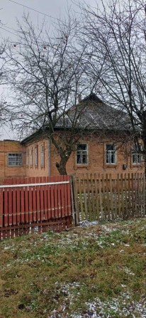 Продам будинок в центрі міста - фото 1