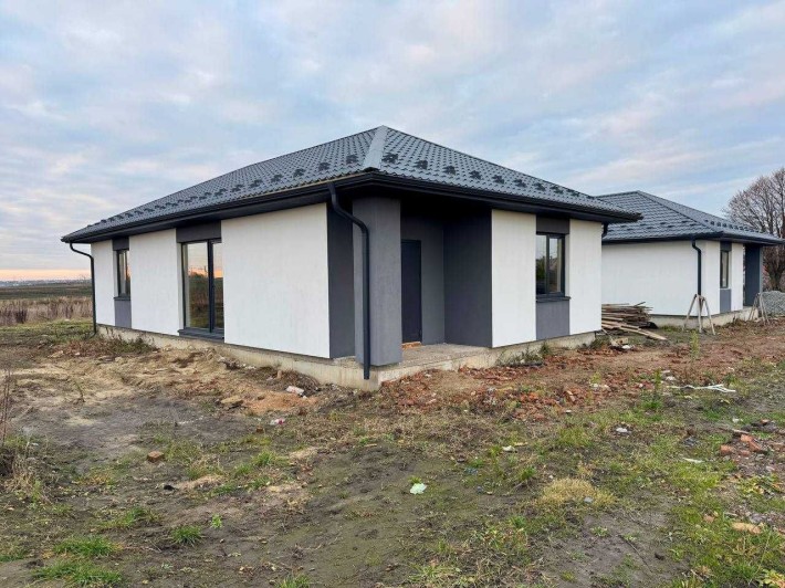 Продам приватний будинок з земельною ділянкою єОселя - фото 1