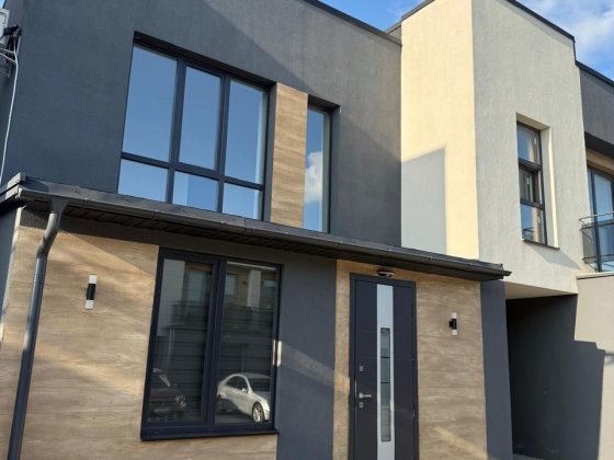 Продам котедж 4 кімнати ЖК Мілена сіті в Байківцях Байківці