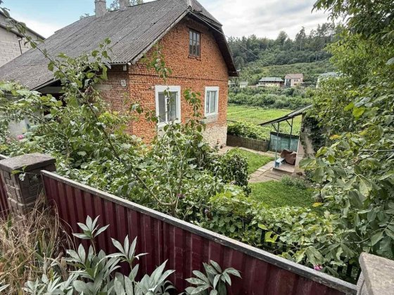 Продається приватний будинок м.Бучач  по, вул.Шевченка. тел. 099 Бучач