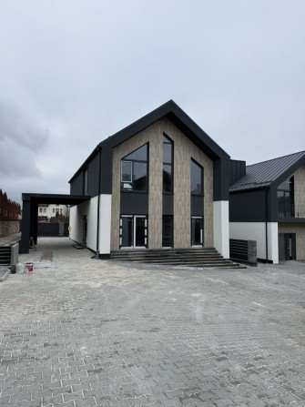 Продаж окремо стоячого будинку в котеджному містечку - фото 1