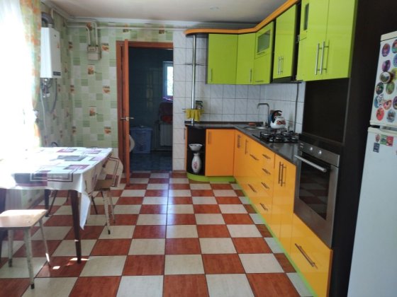 Продаж просторого будинку Звенигородка