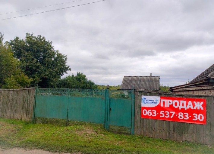 Продається будинок під реконструкцію, земельна ділянка в Дубіївці - фото 1