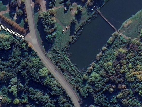 Бахмач Продам одно кімнатний будинок по вул. Богдана Хмельницького Бахмач