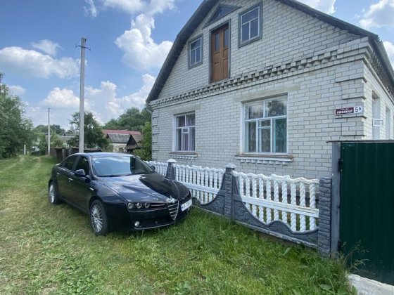 Продаж 4 кімнатного будинку у прекрасному місті Новгород-Сіверський