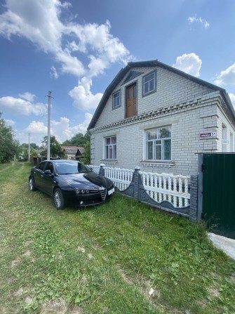 Продаж 4 кімнатного будинку у прекрасному місті - фото 1