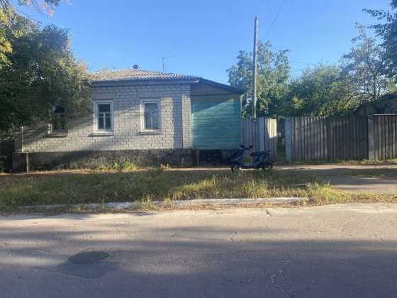 Будинок в центрі міста Остер Остер