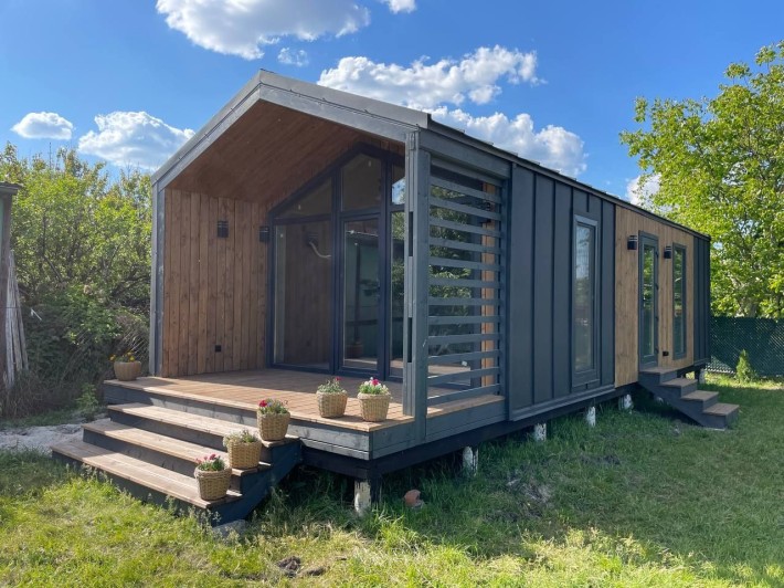 Модульний Будинок 36 м² (9х4) з критою терасою 1,5х4 - фото 1