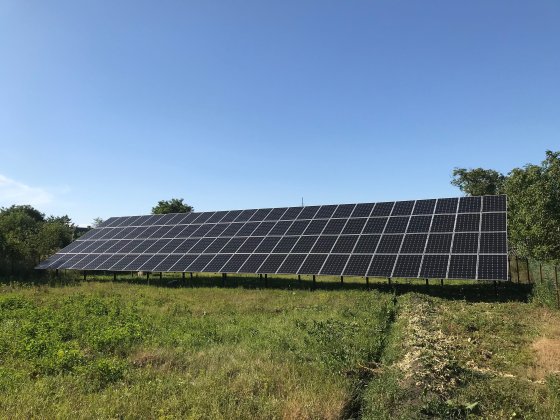 Будинок з сонячними панелями Новоселица