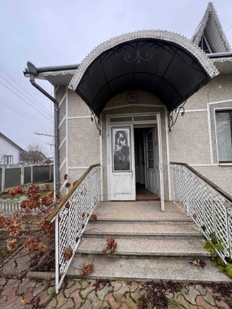 Великий двоповерховий будинок в с. Мамаївці - фото 1