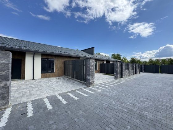 Таунхаус з газом! Стяжка + штукатурка у вартості! Буча