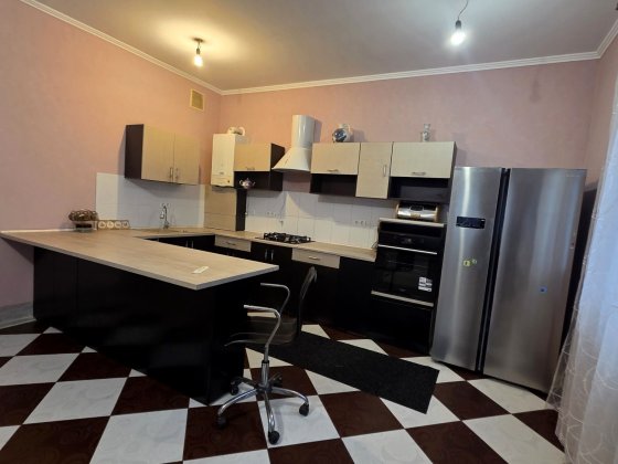 ДЕРЖПРОГРАМИ! ! БУДИНОК на 8 сотках . ГАЗОВЕ ОПАЛЕННЯ , р-н Ветлікарні Бориспіль