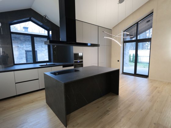 Шикарний будинок м.Буча|230 м2| 8 соток|Дизайнерський РЕМОНТ| Без% Буча