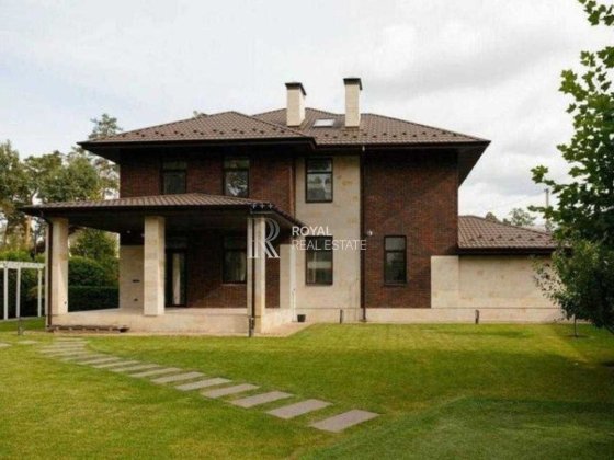 Продаж Будинок 4-к 290 м.кв 10 соток Буча Газ Камін Буча