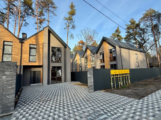 Кутовий Таунхаус БУЧАНСЬКИЙ парк,ВІД забудовника,Розтермінування! без% Буча