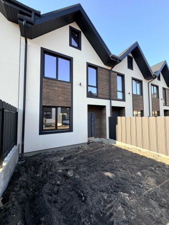 Продам Таунхаус. Автономне Газове Опалення. Поруч Бучанський Парк !!! - фото 1