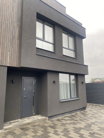 Продам дуплекс з ремонтом у Петропавлівській Борщагівці - фото 1