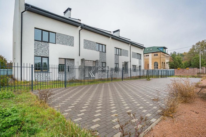 Продаж Таунхаус Бровари 3к 187м2 Септик Електрика Озеро Ліс - фото 1