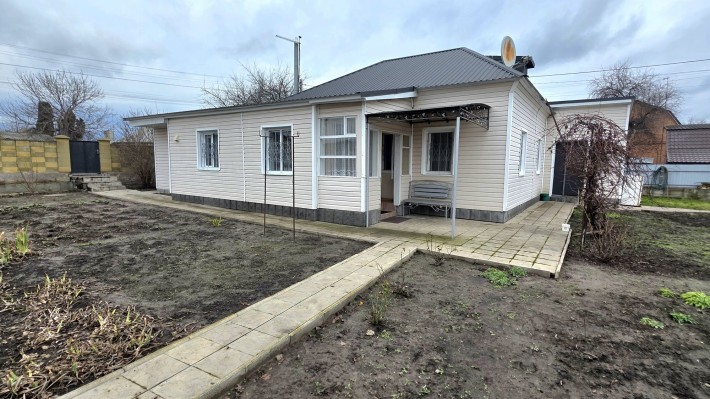 ЖИЛИЙ БУДИНОК з ГАЗОВИМ опаленням на 6 сотках, р-н вул Польова 3 школа - фото 1