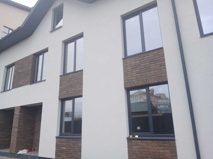 Продаж готового таунхауса 135м2 в центрі Ірпеня - фото 1