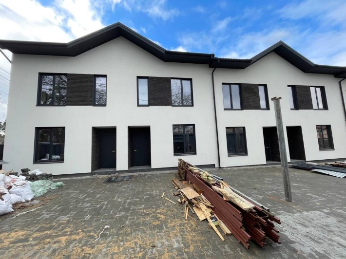 Продаж таунхауса в м. Ірпінь, парк ДУБКИ, локація ТОП. Власник. - фото 1