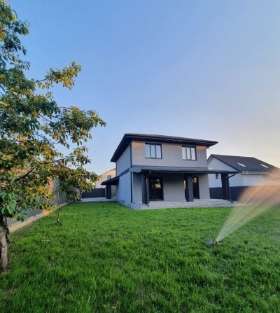 Будинок в передмісті 120м2 з чистовим ремонтом - фото 1