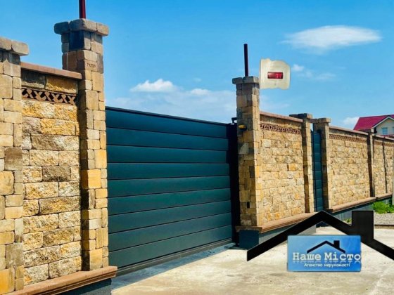 Продаж Будинку з РЕМОНТОМ 137 кв.м з терасою 10 сот м. Бориспіль Бориспіль