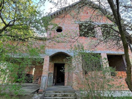 Будинок МІСЬКЕ ОЗЕРО , 15 сот землі Ивано-Франковск