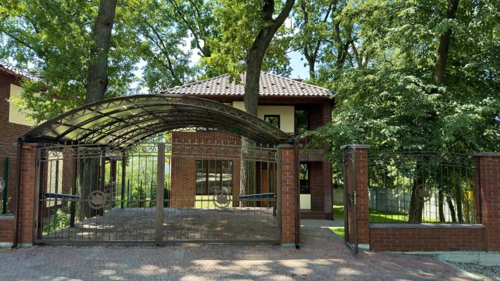 Двоповерховий будинок з ремонтом! Газове опалення. Держ програми - фото 1