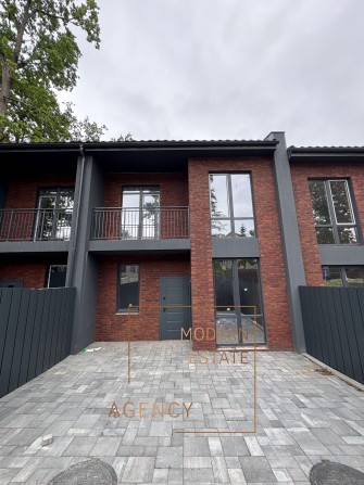 Таунхаус 98 м²  Ірпінь, ЦЕНТР, 4 кімнати, тераса, Парк Незнайка - фото 1