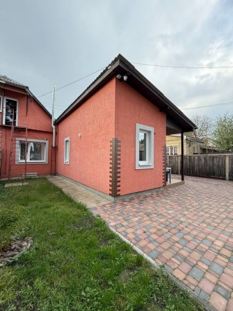 Продам частину  будинку з хорошим ремонтом. - фото 1