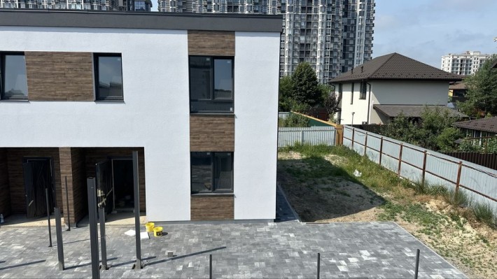 Дуплекс біля Гранд бурже. Центр Бучі. - фото 1