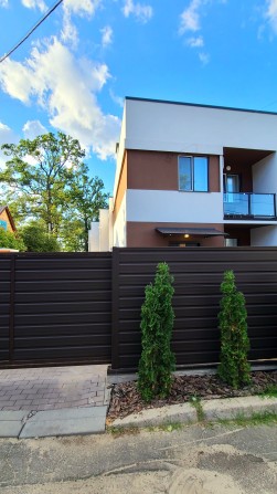 Таунхаус з ремонтом та мебелью 124 м²,  Ірпінью Краща ціна 1100$ м² - фото 1