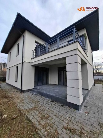 Продаю готовий будинок біля Міського Озера!!! 260м2/9соток - фото 1