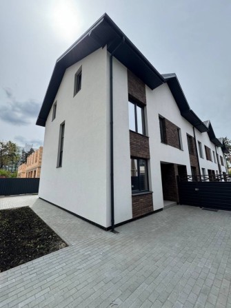 Центр Ірпінь кутовий таун з центр комунікаціями . - фото 1