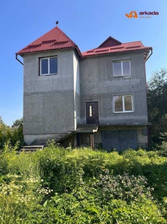 Продається просторий будинок в районі міського озера - фото 1