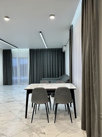 Одноповерзовий  будинок з ремонтом у Бучі у КМ. - фото 1