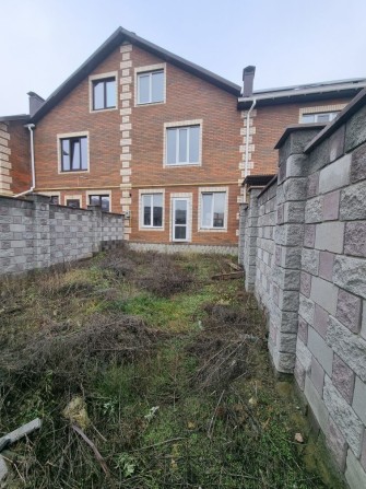 Продам просторий Таунхаус на Фастівській - фото 1