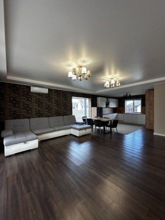 Будинок з Ремонтом та меблями в Бучі, район нової забудови - фото 1