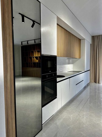 Будинок в Бучі з ремонтом і великою кухнею студією 43м2 - фото 1