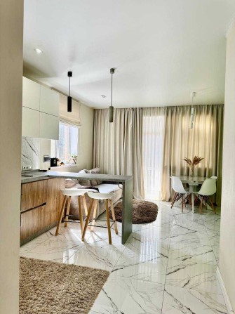 Центральний парк. Будинок з ремонтом та меблями. СЕРТИФІКАТ - фото 1