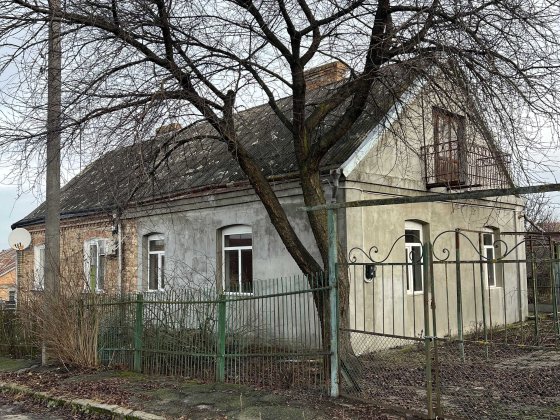 Продаж частини будинку по вул.Миру (район Красне)! Луцьк