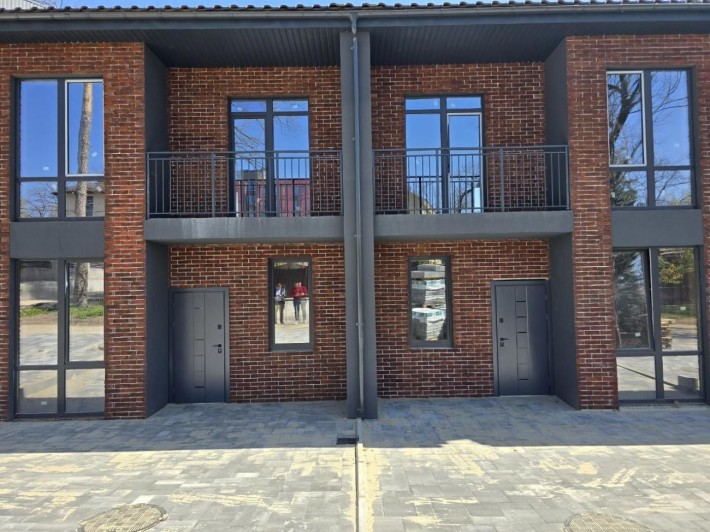 Таун в центрі міста Ірпінь ! Газове опалення - фото 1