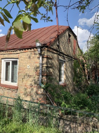 Продається будинок  з ділянкою в м. Луцьку - фото 1