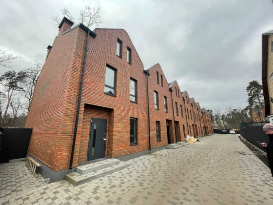 Продаж таунхаусу в центральній частині Бучі Буча